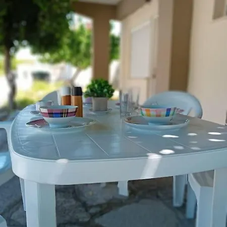 Summer House Erateino Apartman Kavála